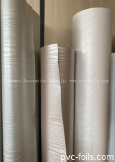 Film decorativo a rotoli di PVC di finitura in legno bianco per porte a membrana