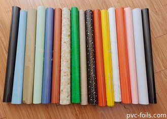 Colorevole modello autoadesivo PVC film roll per la decorazione della superficie interna
