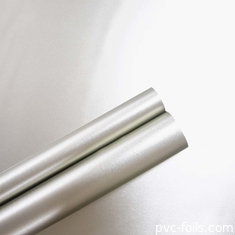 Film decorativo in PVC in argento metallico lucido per la laminazione dei pannelli dei mobili