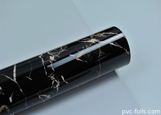 Film decorativi in PVC a granello di marmo nero ad alto lucido per la laminazione 2D, impermeabili