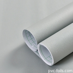 Pellicola di PVC autoadesiva di colore massello grigio opaco - peeling and stick per la superficie dei mobili