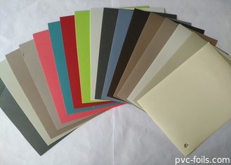I fornitori del rotolo di film del PVC del Mdf hanno impresso la metallina di colore solido