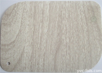 Rotolo in imballaggio leggero decorativo di profilo 500m di Aluminmum delle porte del PVC di WPC