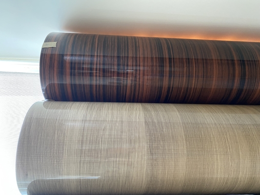 Alto film del PVC di lucentezza del grano di legno per mobilia decorativa