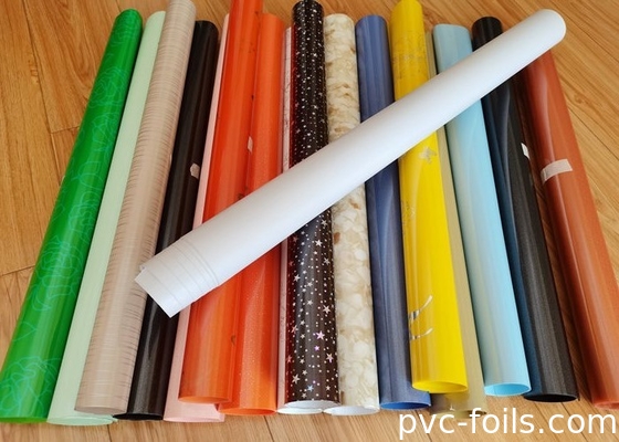 Pellicola di PVC autoadesiva colorata ad alta lucentezza per la decorazione dei mobili
