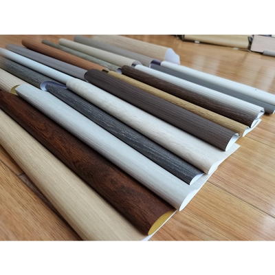 Film adesivo a grano di legno in PVC per armadi e mobili da cucina