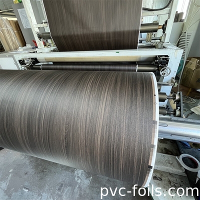 Fogli decorativi in PVC in graino di legno nero in rilievo per porta armadio MDF